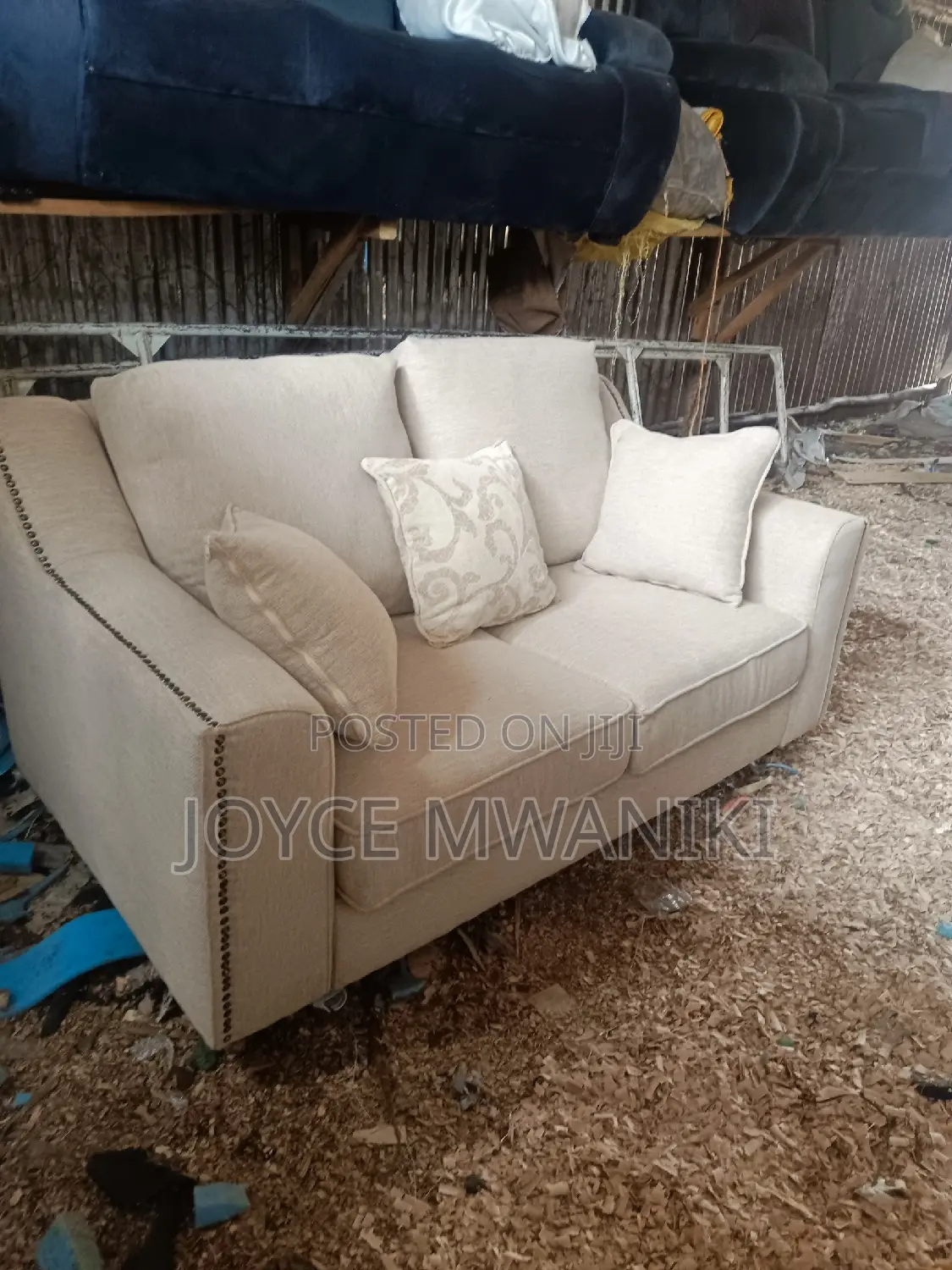 Unique Stylish Sofa, 2 Seater With Throw Pillows.