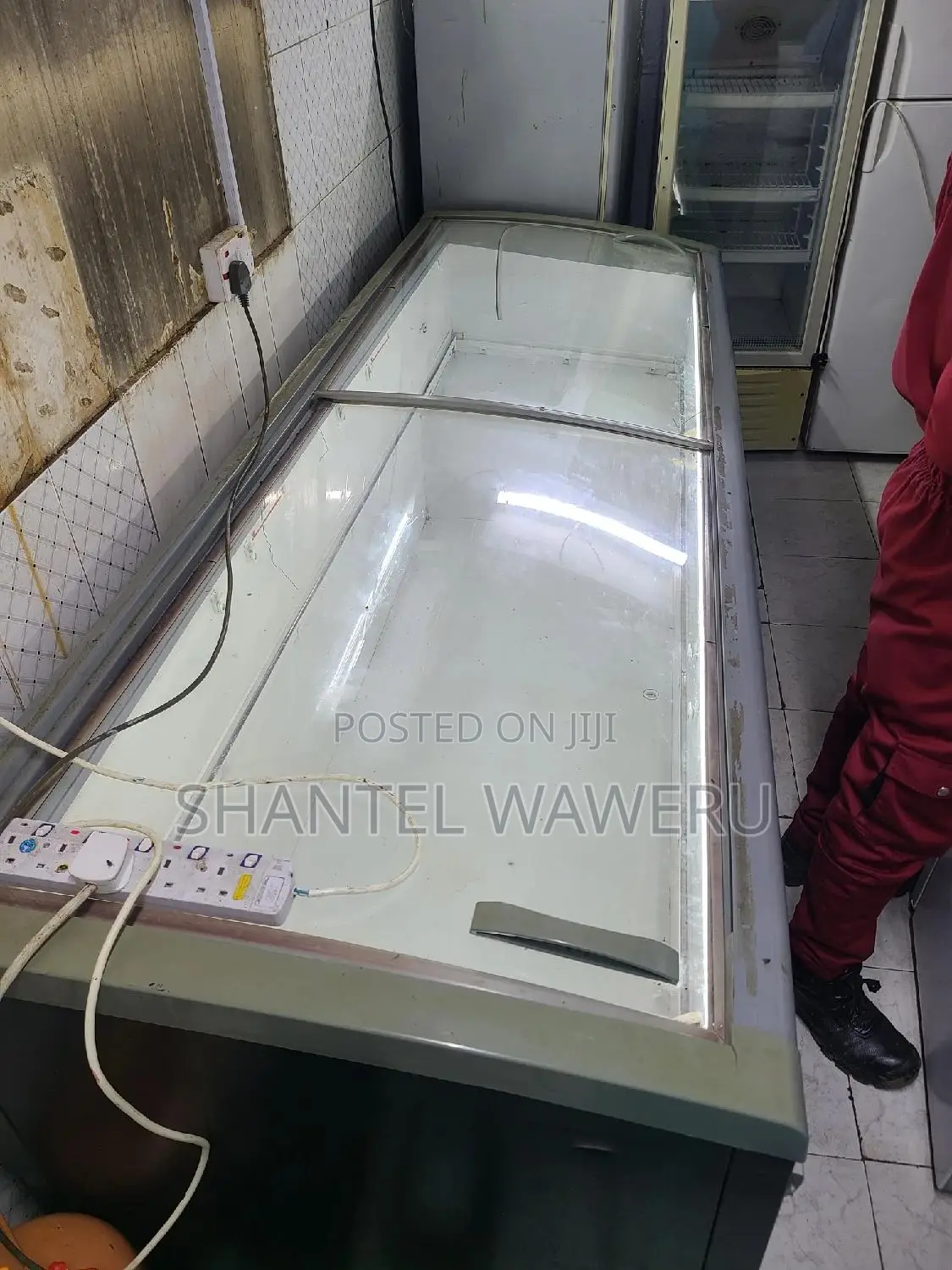 Display Freezer 1000litres