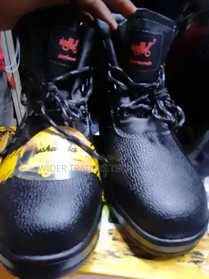 Black Safety Boots