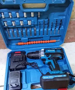Gypsum Makita Cordless Drill + 2 Battery + Accessories