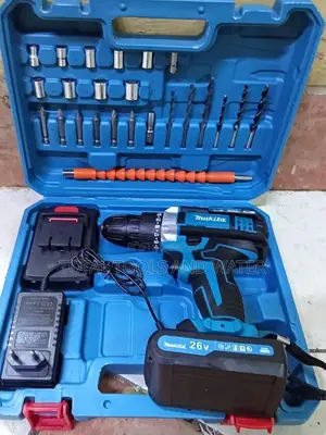 Makita Cordless Drill Plus Free Accessories 26v Batteries