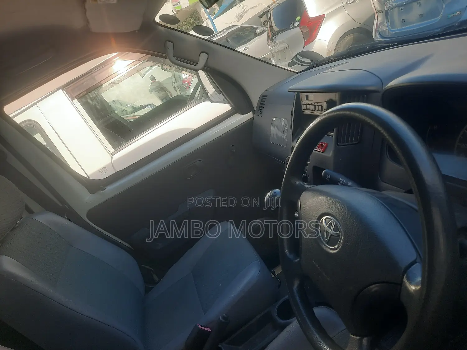 Toyota TownAce 2017 White