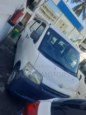 Toyota TownAce 2017 White