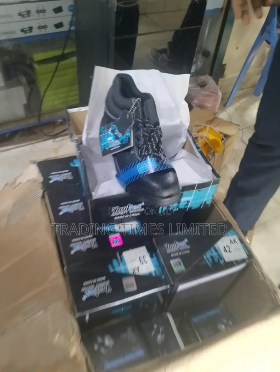 Vaultex Safety Shoes
