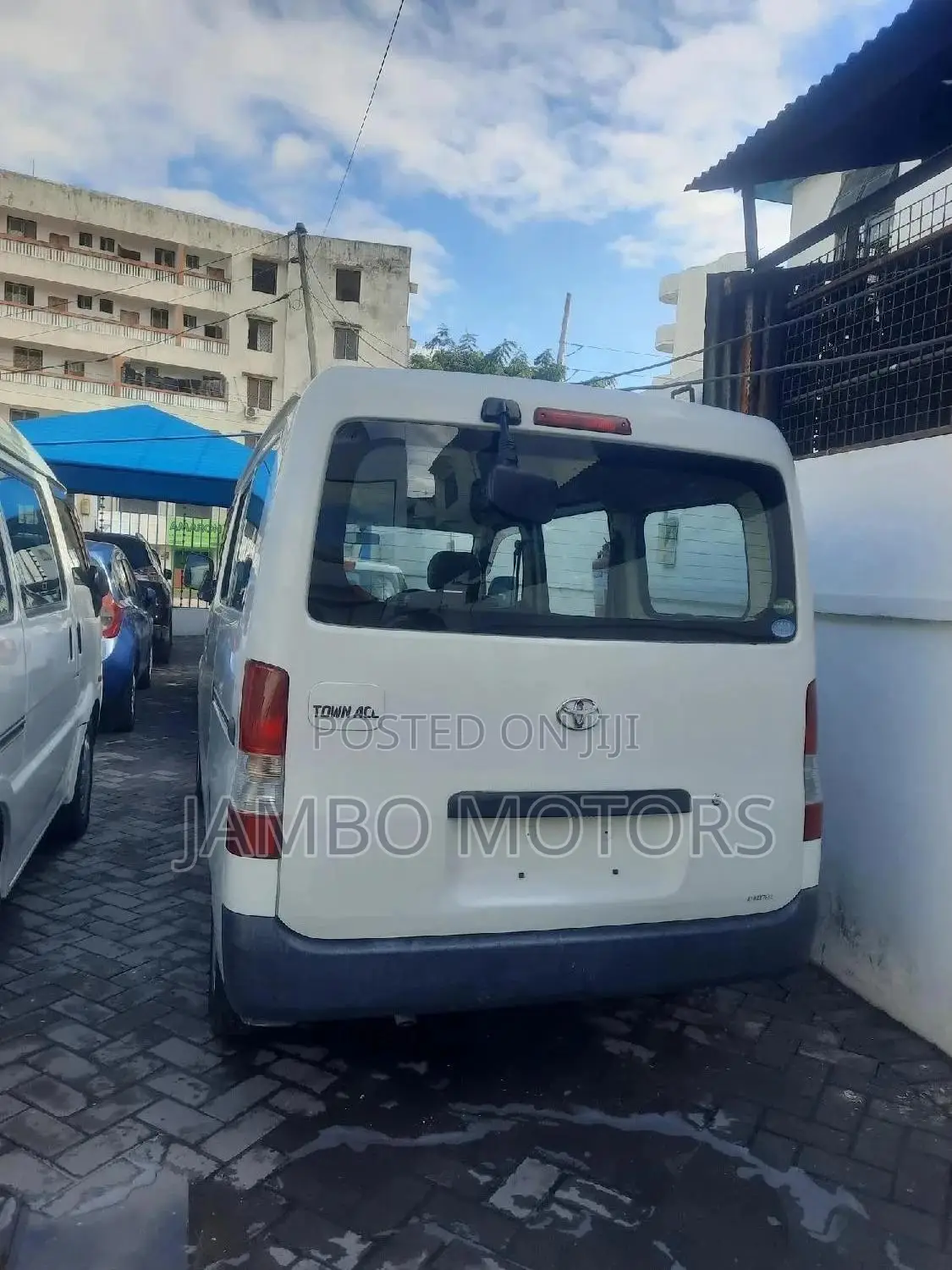 Toyota TownAce 2017 White