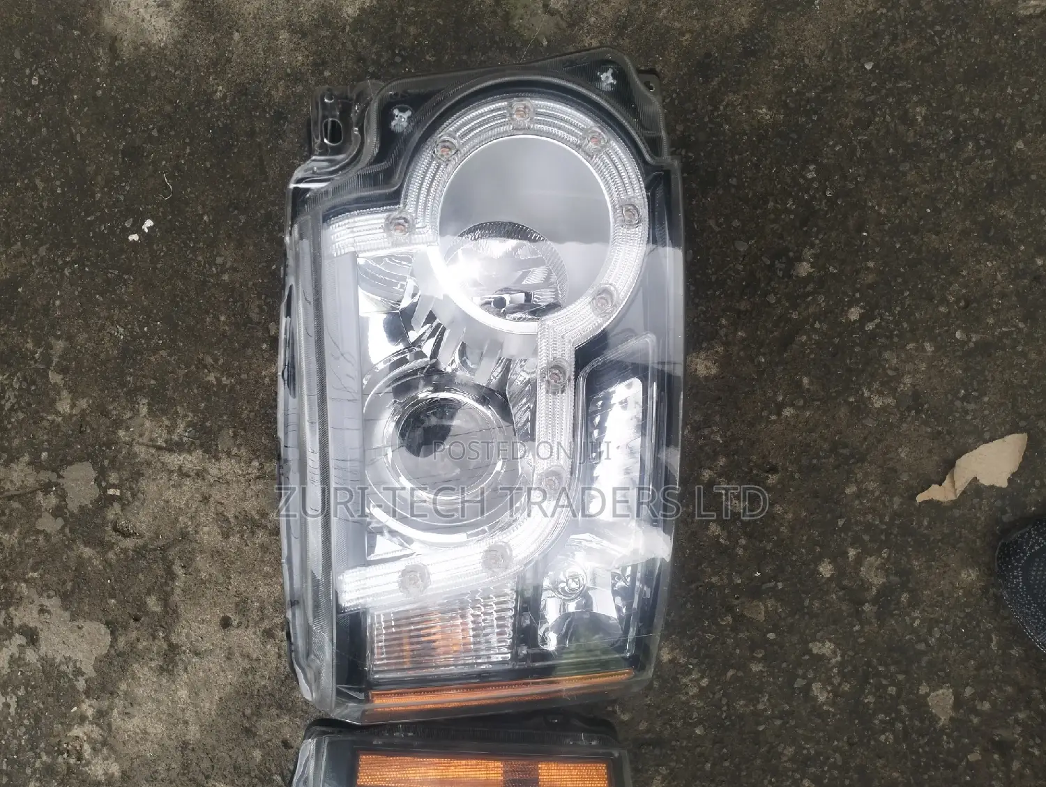 Discovery 4 Headlights