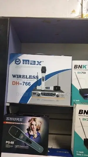 766 Omax Wireless Microphone