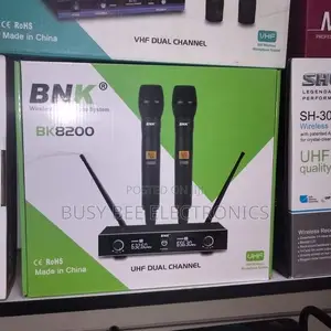 Affordable BNK 8200 Wireless Microphone