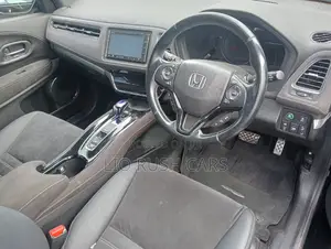 Honda Vezel 2018 Black