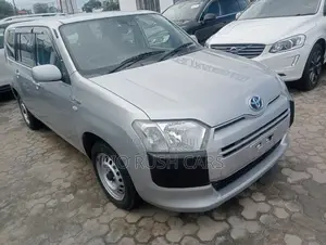 Toyota Probox 2018 Silver