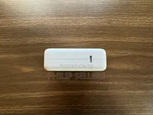 Apple 96W USB-C Power Adapter - MX0J2AM/A