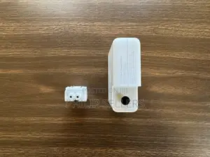 Apple 96W USB-C Power Adapter - MX0J2AM/A