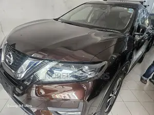 Nissan X-Trail 2018 Brown