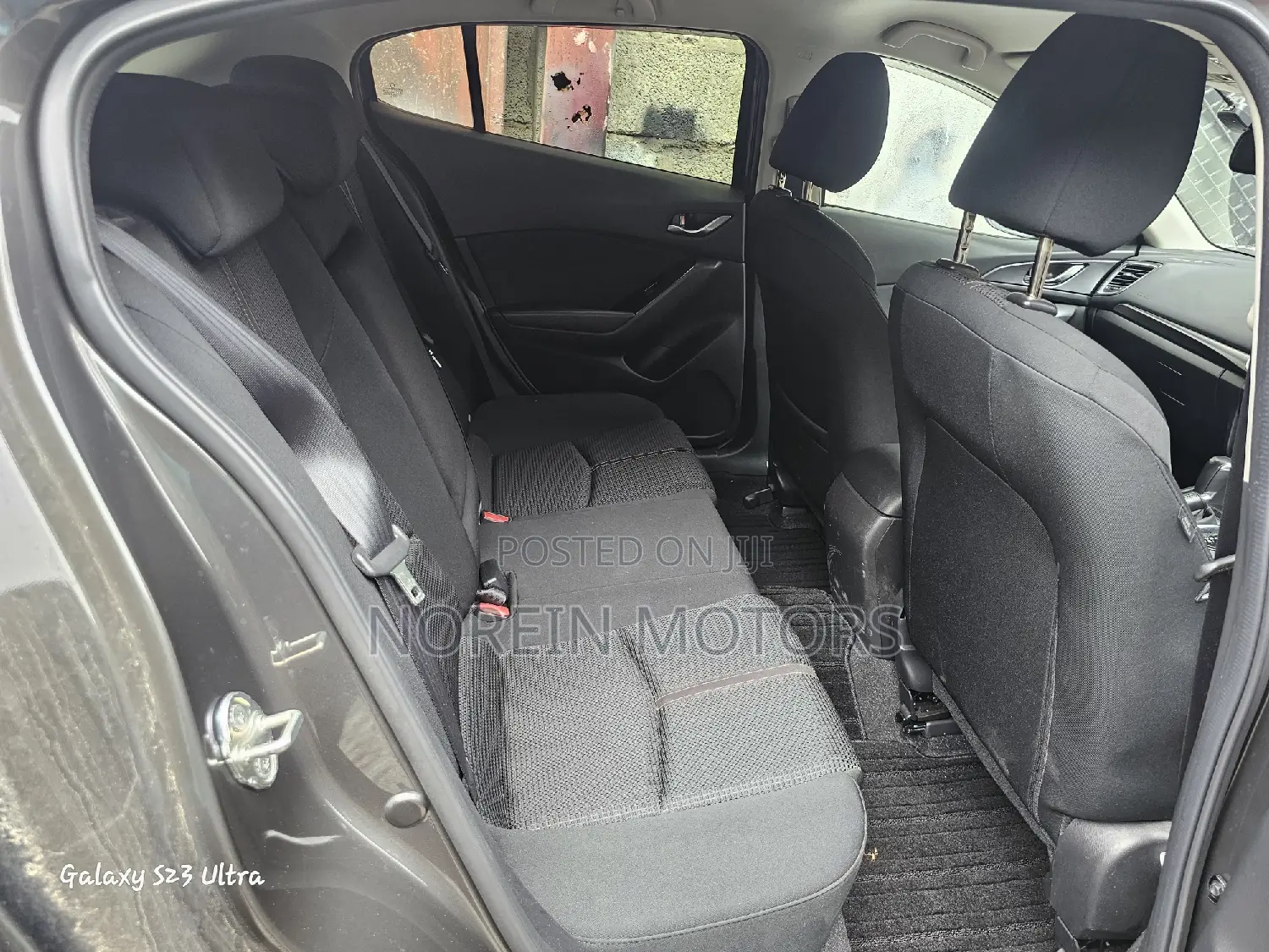 Mazda Axela 2017 Gray
