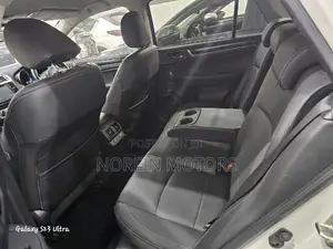 Subaru Outback 2017 Pearl
