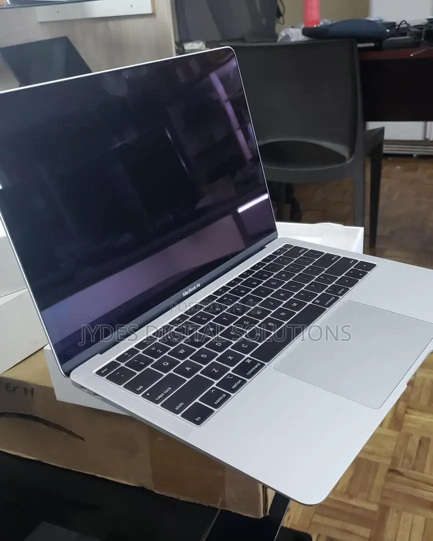 Laptop Apple MacBook Air 2018 8GB Intel Core I5 SSD 256GB
