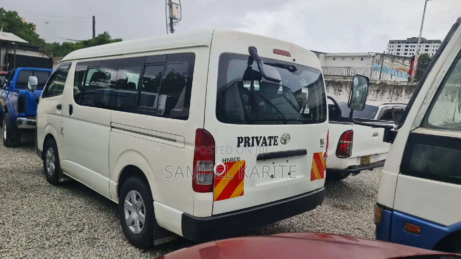 Toyota HiAce 2016 White