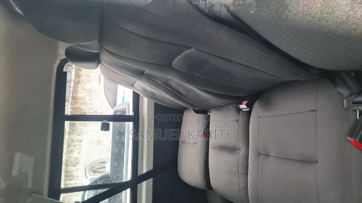 Toyota HiAce 2016 White