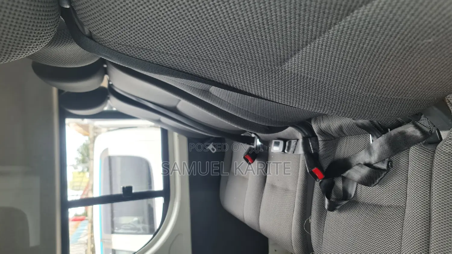 Toyota HiAce 2016 White