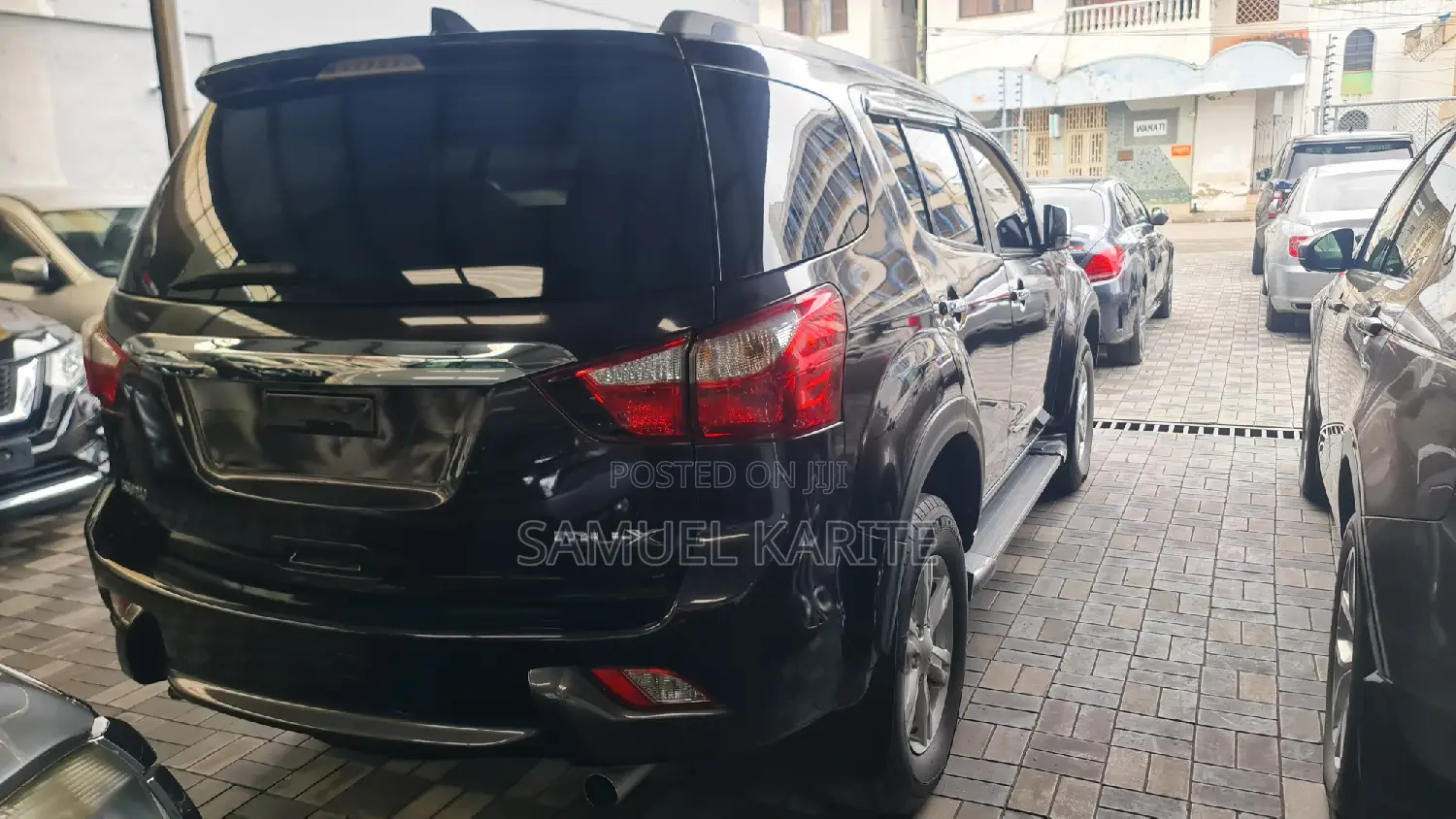 Isuzu MU-X 2017 Gray