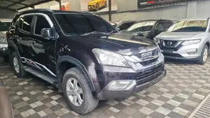 Isuzu MU-X 2017 Gray