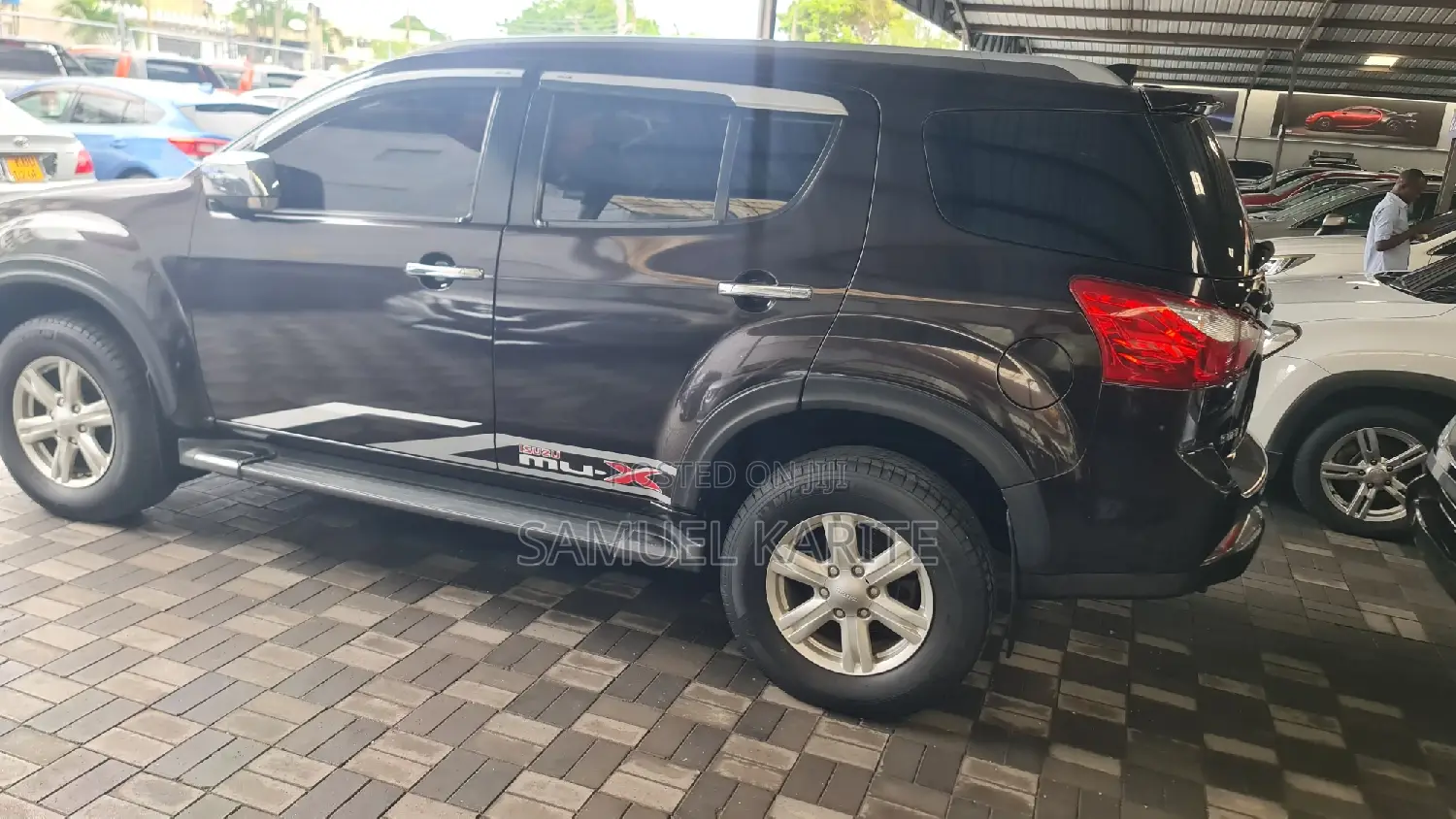 Isuzu MU-X 2017 Gray