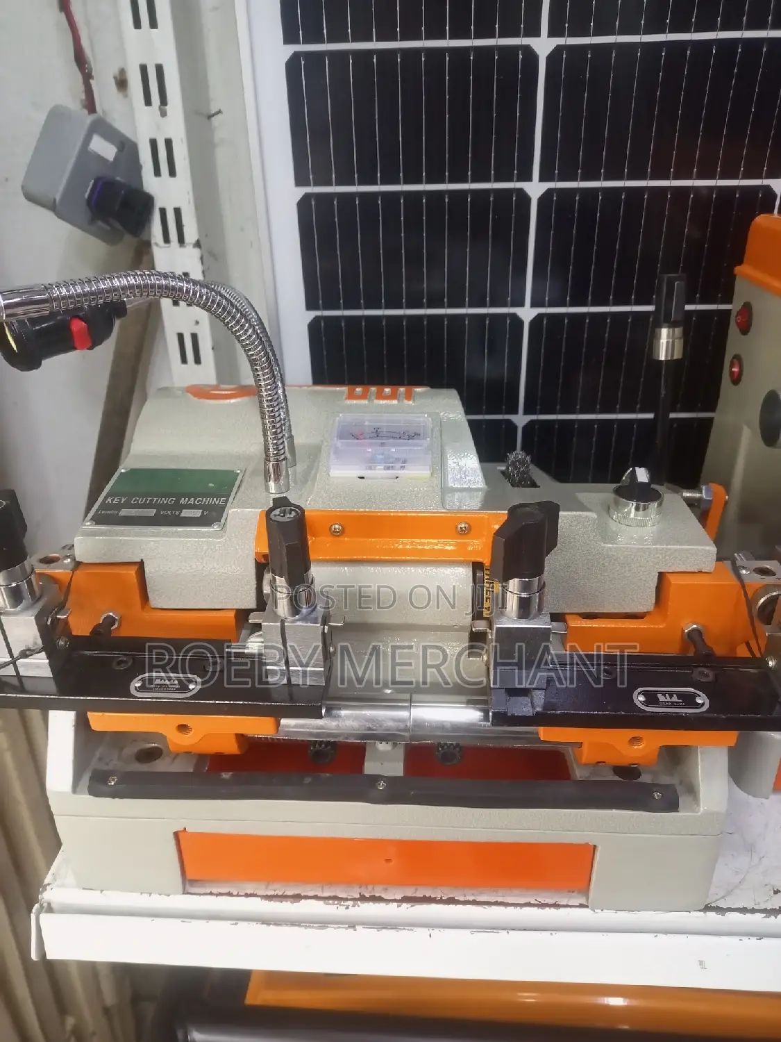 Commercial Key Cutting Machine