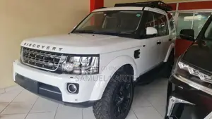 Land Rover Discovery 2017 White