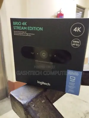 Logitech BRIO Webcam Stream Edition - 960-001194