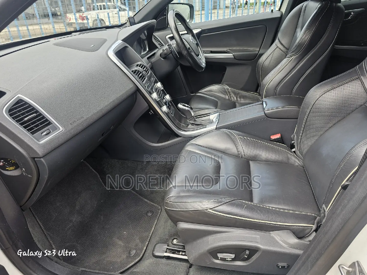Volvo XC60 2017 Pearl