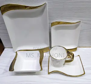 30pcs Wavy Ceramic Dinner Set With Gold Finish