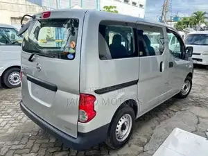 Nissan NV200 2017 Silver