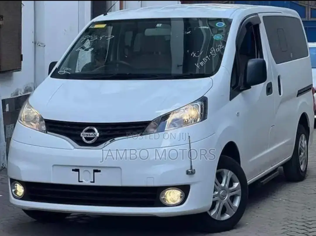 Nissan NV200 2017 White