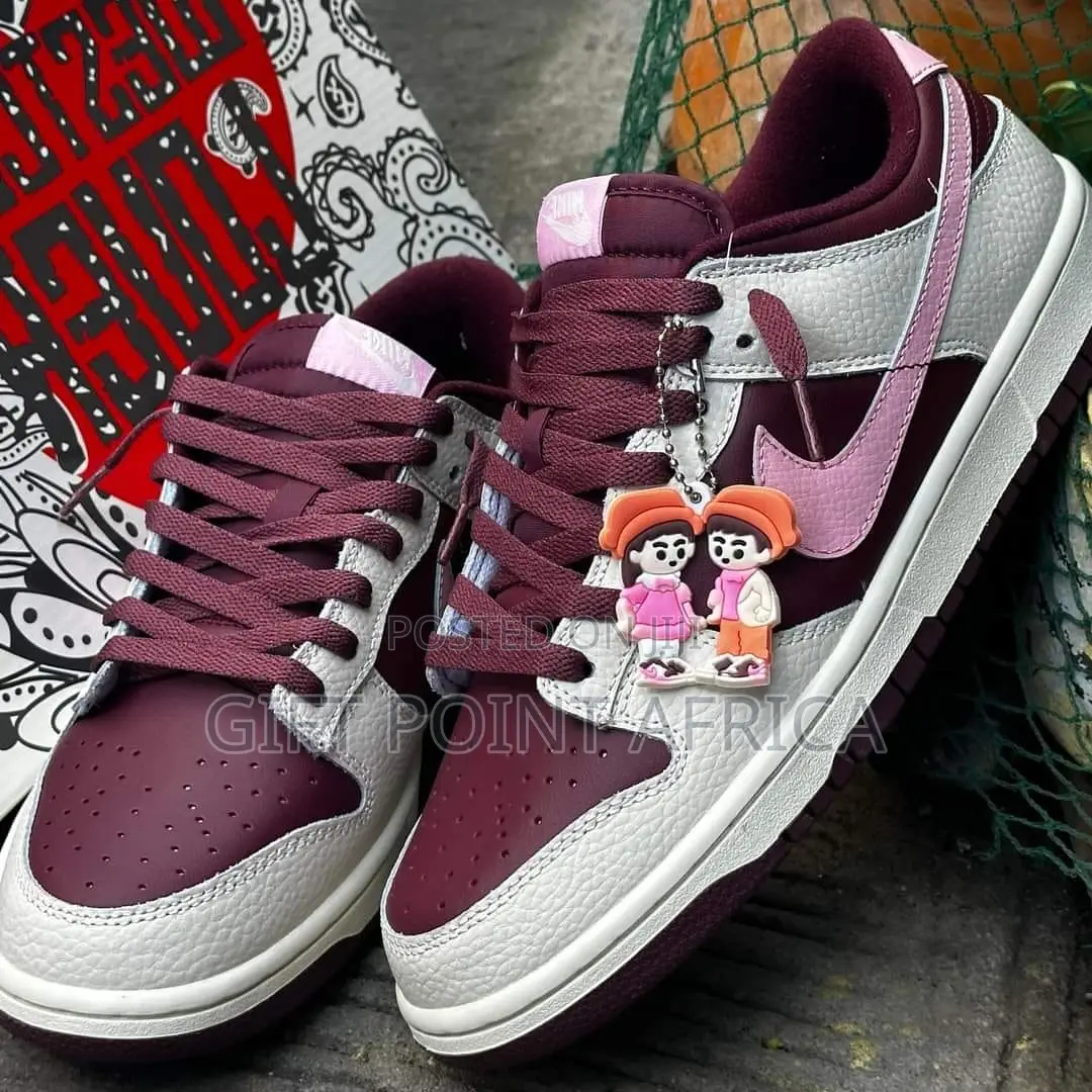 Nike Sb Dunk Low Cut Unisex Sneakers