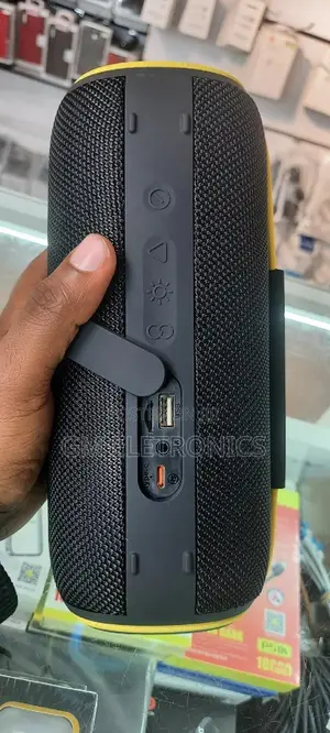 Awei KA5 Wireless Speaker.
