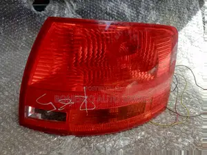 Audi A4, B Model) Taillight/ Back Light