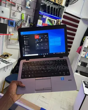 Laptop HP EliteBook 820 G1 8GB Intel Core I5 HDD 500GB