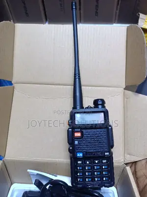 Best BAOFENG UV 5R Walkie TALKIE Radio Call. 5km Radius