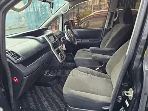 Toyota Voxy 2013 Black