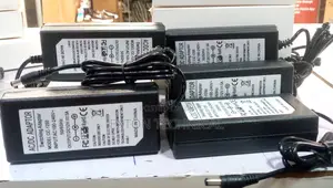 DC Power Adapter 12v 5a AC100 -240v