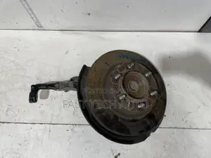 Front Complete Hub Hilux Vigo D-4d Available