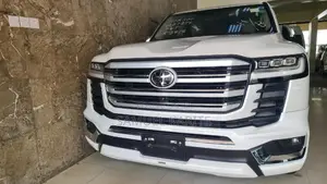 Toyota Land Cruiser 2023 White