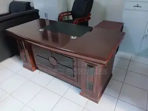 Executive Imported Morden Mahogany Office Desk 1.6 MTRS