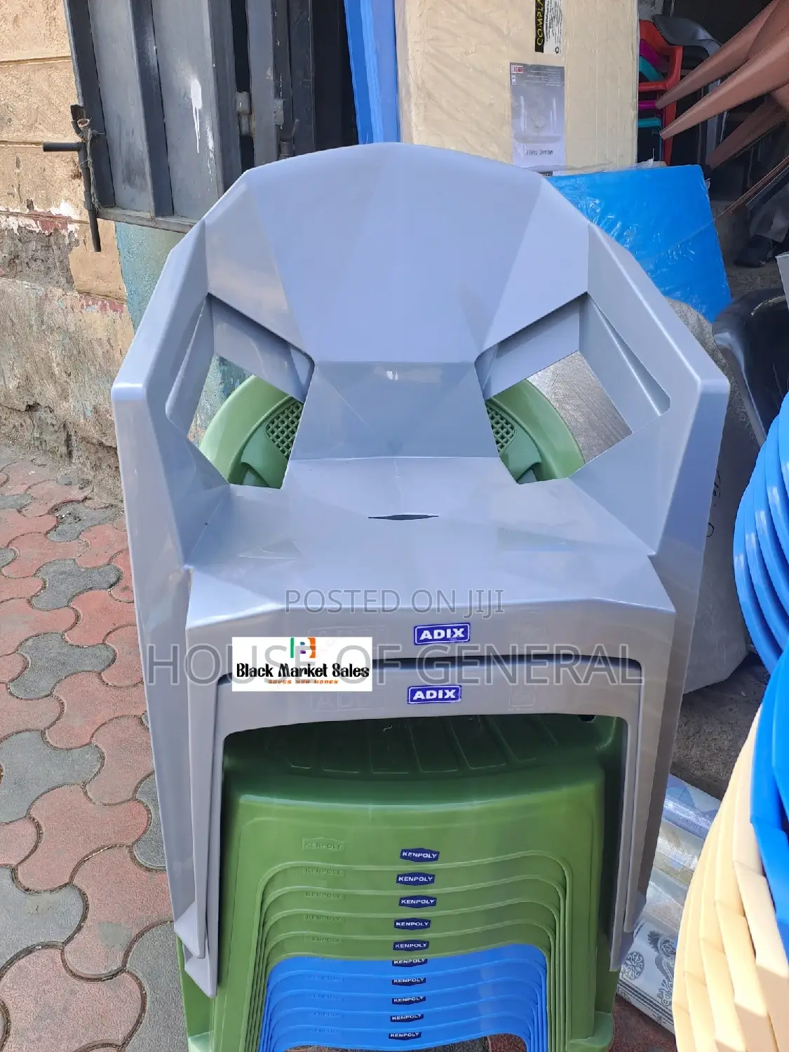 Diamond Adix Plastic Chair