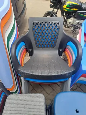 Strong and Comfortable Plastic Chair With Metal Legs