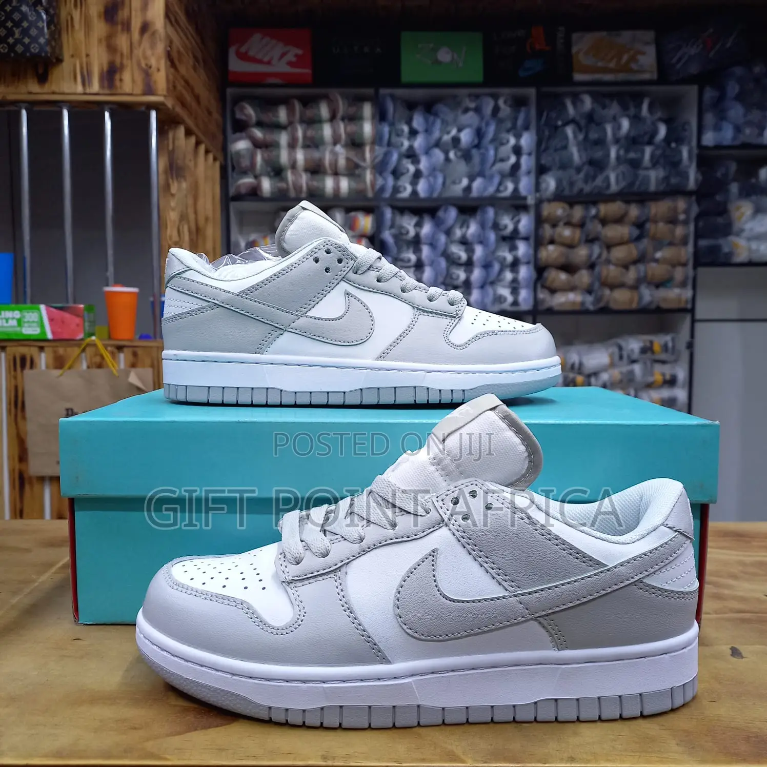 Nike SB Low Cut Grey White Sneakers