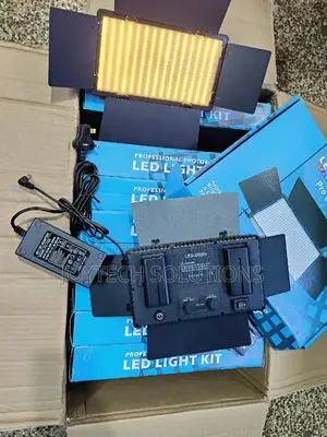 Vedio Light With All Accessories ,Pro Led 600 +