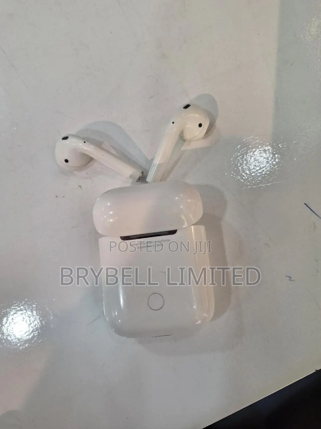 Original Apple Airpods 1