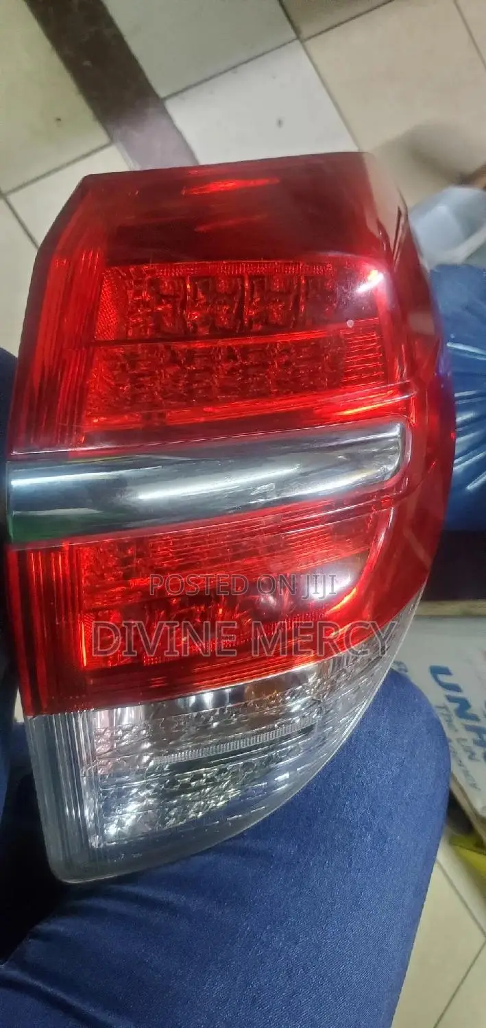 Vanguard Tail Light