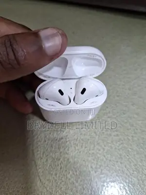 Original Apple Airpods 1